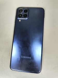 Б/в Мобільний телефон Samsung galaxy m33 5g sm-m336b 6/128gb 01-200935627