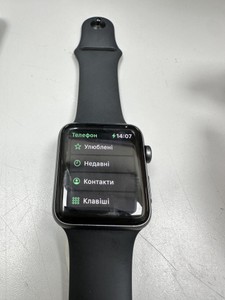 Б/в Смарт-годинник Apple watch series 3 gps 42mm aluminium case 01-200968010