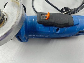 Б/у Угловая шлифмашина Dexter 800ag2-125.5 01-200974391