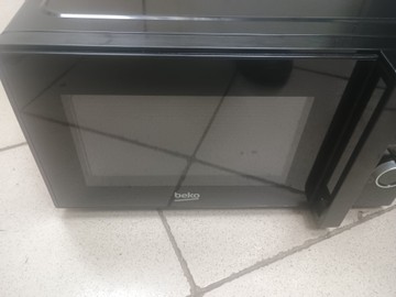 Б/в Мікрохвильова піч Beko moc20100bfb 01-200993072