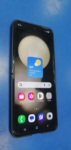 Б/у Мобільний телефон Samsung galaxy flip5 8/512gb 01-201004027