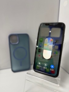 Б/у Мобільний телефон Apple iphone 11 64gb 01-201005918