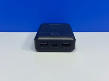 Б/в Зарядний пристрій Intenso 10000mah black 01-201031996