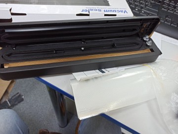 Б/у Вакуумный упаковщик Vacuum Sealer yq-688 01-201033824