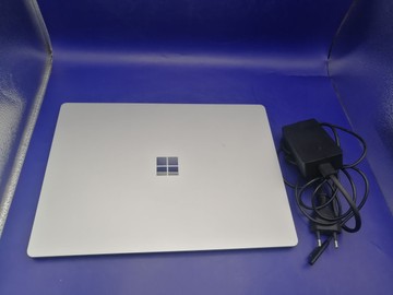 Б/в Ноутбук Microsoft surface laptop/core i5 7300u/8gb /ssd 240 gb/*інтегрована 01-201052652