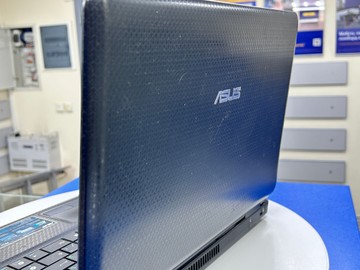 Б/в Ноутбук Asus 14`/celeron t3500 ddr2 /2gb ram / 320gb hdd / інтегрована 01-201090445