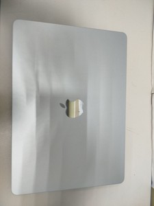 Б/у Ноутбук Apple macbook air 13,6" 2025 / m4/ 10 core gpu/ ram16g/ ssd512gb 01-201102831