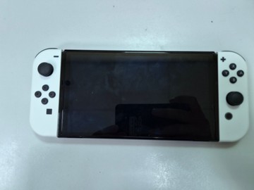 Б/в Ігрова приставка Nintendo switch oled 01-201106549