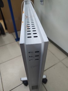 Б/в Обігрівач Eraflyme c1200p 01-200897250