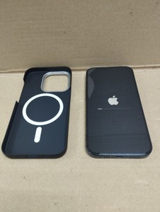Б/в Мобільний телефон Apple iphone 15 pro 256gb 01-201135813