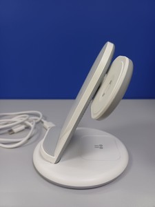 Б/в Бездротовий зарядний пристрій Wiwu power air 3 in 1 wireless charger 01-201154485