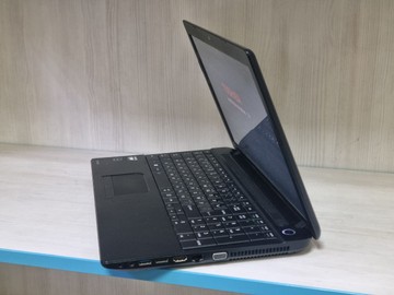 Б/в Ноутбук Toshiba 15/e1 2100 ddr3/5gb ddr2/hdd 500 gb/ssd *відсутній/*інтегрована 01-201164645