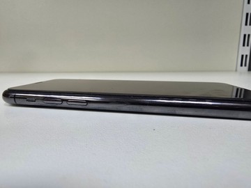Б/у Мобільний телефон Apple iphone 11 pro 256gb 01-201171660