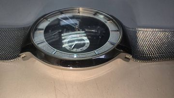 01-200425645: Sauvage sv32342s