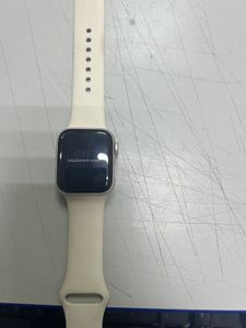 01-200555816: Apple watch se 2 gps 40mm aluminum case with sport