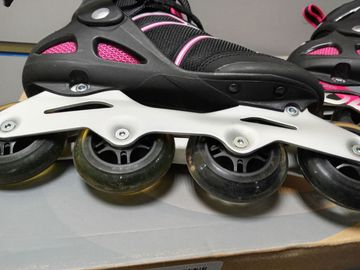 01-200557600: Rollerblade macroblade 80w 40см