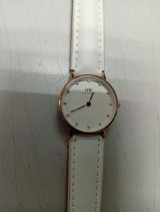 01-200593508: Daniel Wellington 026r9