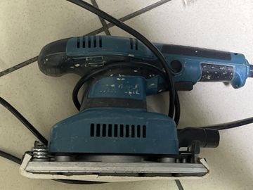 01-200626727: Makita bo3711