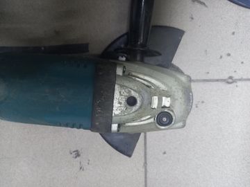 01-200625099: Makita ga9020