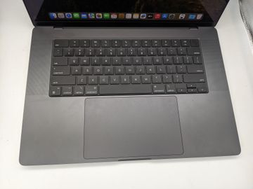 01-200636347: Apple macbook pro 16" late 2023