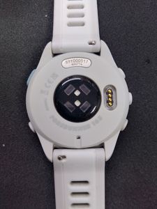 01-200775400: Garmin forerunner 165 music mist/whitestone