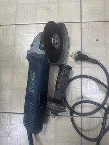 Б/в Кутова шліфмашина Bosch gws 17-125 cie 01-200802043