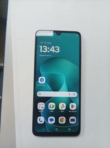 Б/в Мобільний телефон Motorola moto g06 4g 4/256gb 01-200814554