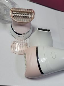 Б/у Эпилятор Philips 8000 series bre721/00 01-200782165