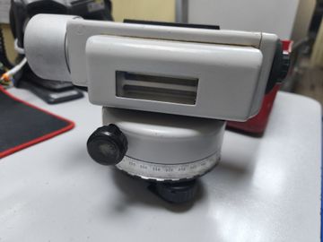 Б/в Оптичний нівелір Без Виробника 2н-3л + тринога 01-200829053