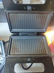 Б/в Бутербродниця Grunhelm gsm824 01-200833397