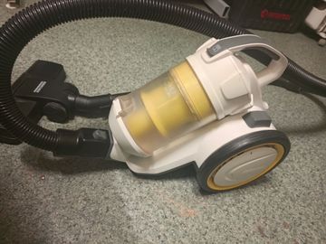 Б/у Пылесос Karcher vc 3 premium 01-200833681