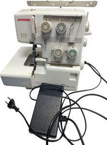 Б/в Швейна машина Janome my lock 204d 01-200784319