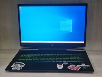 Б/у Ноутбук Hp екр 17.3"/ core i5 9300h/ ram8gb/hdd 1tb/ ssd128gb / geforce gtx 1650 01-200840400