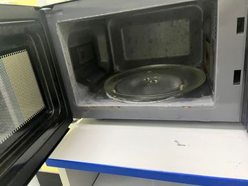 Б/в Мікрохвильова піч Toshiba mw-mm20p-p 01-200834239