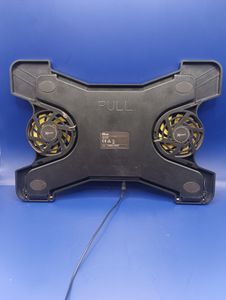 Б/у Подставка для ноутбука Trust notebook cooling stand xstream breeze 01-200858632