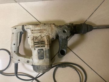 Б/в Відбійний молот Элпром эмо-1800 01-200867716