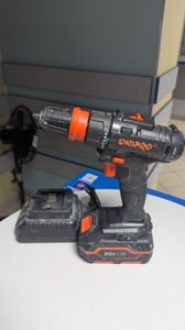 Б/у Шуруповерт Dnipro-M cd-218q 1акб 4ah зп 01-200888301