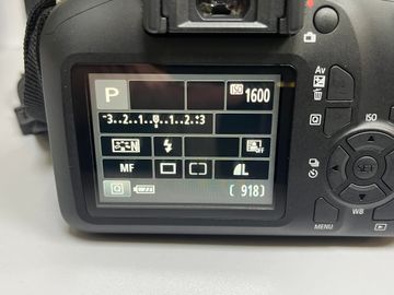 Б/в Фотоапарат Canon eos 4000d + ef-s 18-55mm macro 0-25m 0,8ft 01-200889695