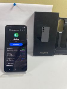 Б/в Мобільний телефон Samsung galaxy s24 fe 8/256gb 01-200895782