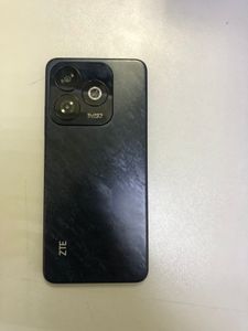 Б/в Мобільний телефон Zte blade a75 4/128gb 01-200900878