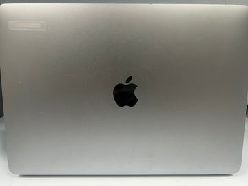 Б/в Ноутбук Apple makbook air 13,3"/apple m1/ram8gb/ssd256gb/7core gpu 01-200903139