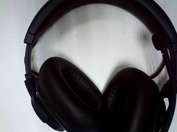 Б/у Наушники Jbl quantum 610 01-200902922