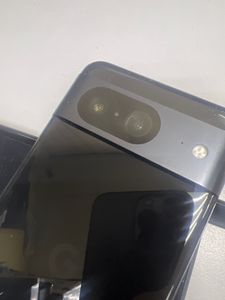 Б/в Мобільний телефон Google pixel 8 8/128gb 01-200913866