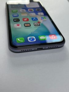 Б/в Мобільний телефон Apple iphone 11 64gb 01-200920810