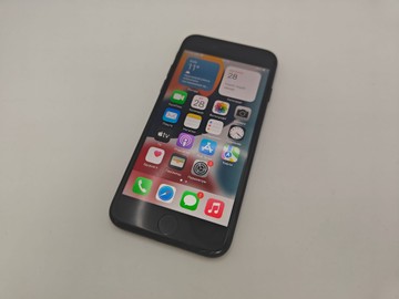 Б/у Мобильный телефон Apple iphone 7 32gb 01-200931112