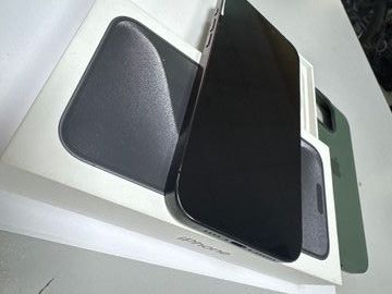 Б/в Мобільний телефон Apple iphone 15 pro max 256gb 01-200912332
