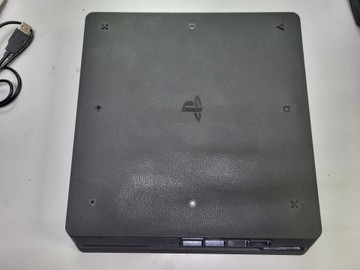 Б/в Ігрова приставка Sony playstation 4 slim 1tb 01-200936182