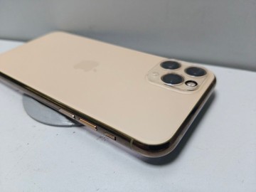 Б/в Мобільний телефон Apple iphone 11 pro 64gb 01-200953256
