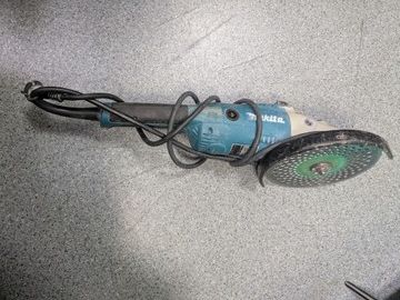 Б/в Кутова шліфмашина Makita ga9020 01-200953207