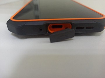 Б/в Мобільний телефон Hammer iron v 4/64gb 01-200973883